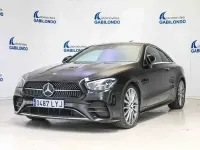 Usado Mercedes E220 194 CV (142 kW) 2022 Gris / plata Coupe