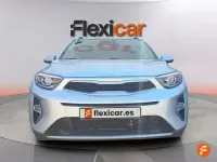 Usado Kia Stonic 100 CV (73 kW) 2022 Gris SUV