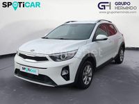 Usado Kia Stonic 84 CV (61 kW) 2018 Blanco SUV
