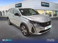 Usado Peugeot 3008 Allure 179 CV (131 kW) 2024 Gris SUV