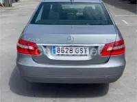 Usado Mercedes E220 170 CV (125 kW) 2010 Gris / plata Berlina