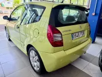 Usado Citroën C2 VTR Sport 75 CV (55 kW) 2007 Amarillo Utilitario