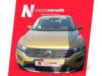 Usado VW T-Roc Advance 150 CV (110 kW) 2021 Amarillo SUV