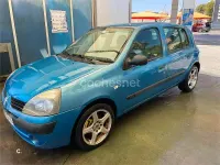Usado Renault Clio II 80 CV (58 kW) 2004 Azul Berlina