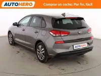 Usado Hyundai i30 GO! 120 CV (88 kW) 2019 Gris Familiar
