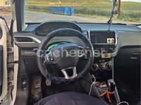 Usado Peugeot 208 Style 75 CV (55 kW) 2016 Blanco Utilitario