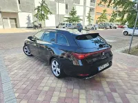 Usado Seat Leon FR 150 CV (110 kW) 2021 Negro Familiar