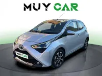 Usado Toyota Aygo X-cite 72 CV (52 kW) 2019 Gris / plata Utilitario