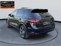 Usado Porsche Cayenne Platinum Edition 245 CV (180 kW) 2013 Negro SUV