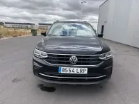 Usado VW Tiguan Life 150 CV (110 kW) 2021 Negro SUV