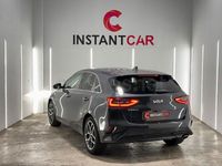 Usado Kia Ceed 120 CV (88 kW) 2022 Gris / plata Utilitario