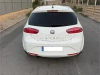 Usado Seat Leon Reference 105 CV (77 kW) 2010 Blanco Utilitario