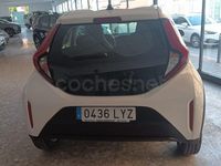 Usado Toyota Aygo X Edition 72 CV (52 kW) 2022 Blanco SUV