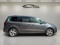 Usado Seat Alhambra XCELLENCE 150 CV (110 kW) 2022 Gris plata Monovolumen