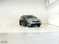 Usado Kia Ceed Sportswagon Style 120 CV (88 kW) 2024 Gris Familiar