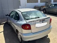 Usado Renault Mégane Coupé Sportway 95 CV (69 kW) 2002 Gris / plata Coupe