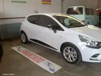 Usado Renault Clio LIMITED 90 CV (66 kW) 2019 Blanco Utilitario