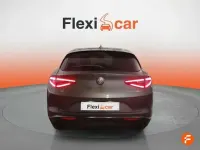 Usado Alfa Romeo Stelvio Sprint 200 CV (147 kW) 2022 Gris SUV