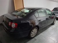 Usado VW Passat Edition 110 CV (80 kW) 2010 Negro Berlina