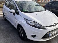 Usado Ford Fiesta Trend 82 CV (60 kW) 2011 Blanco Berlina