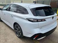 Usado Peugeot 308 SW Allure 136 CV (100 kW) 2024 Blanco Familiar