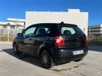 Usado VW Polo Trendline 75 CV (55 kW) 2002 Negro Berlina