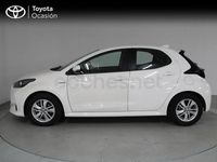 Usado Toyota Yaris Hybrid Business Edition 116 CV (85 kW) 2021 Blanco Berlina