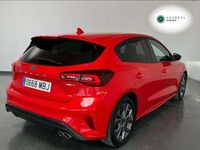 Usado Ford Focus Active 125 CV (91 kW) 2022 Rojo Berlina