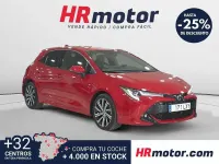 Usado Toyota Corolla Style 122 CV (89 kW) 2022 Rojo Utilitario