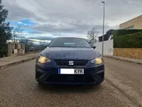 Usado Seat Ibiza Reference 95 CV (69 kW) 2019 Azul Utilitario
