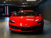 Usado Ferrari 296 831 CV (611 kW) 2024 Blanco Coupe