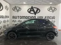 Usado Peugeot 206 75 CV (55 kW) 2003 Negro Berlina