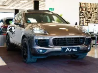 Usado Porsche Cayenne S E-Hybrid 416 CV (305 kW) 2015 Gris / plata SUV