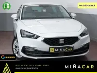 Usado Seat Leon Style 150 CV (110 kW) 2022 Blanco Berlina