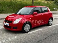 Usado Suzuki Swift GL 92 CV (67 kW) 2009 Rojo Utilitario