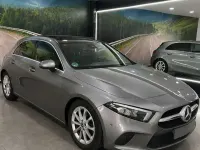 Usado Mercedes A180 116 CV (85 kW) 2019 Gris Utilitario