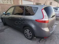 Usado Renault Grand Scénic III Dynamique 110 CV (80 kW) 2012 Gris / plata Monovolumen