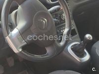 Usado Citroën C3 Picasso Attraction 92 CV (67 kW) 2015 Negro Monovolumen