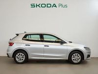 Usado Skoda Fabia Essence 80 CV (58 kW) 2024 Gris Utilitario