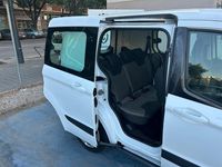 Usado Ford Transit Trend 100 CV (73 kW) 2020 Blanco Familiar