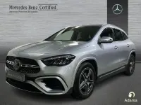 Usado Mercedes GLA200 AMG line 150 CV (110 kW) 2025 Plata hightech SUV