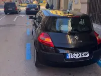 Usado Renault Mégane III 106 CV (77 kW) 2008 Negro Berlina
