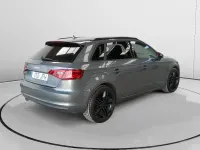 Usado Audi A3 Attraction 110 CV (80 kW) 2015 Gris Berlina