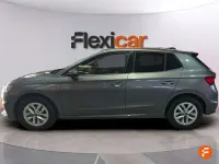 Usado Skoda Fabia Selection 95 CV (69 kW) 2025 Gris Utilitario