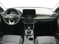 Nuevo Hyundai i30 100 CV (73 kW) 2025 Azul Familiar