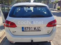 Usado Peugeot 308 SW Active 120 CV (88 kW) 2015 Blanco Familiar