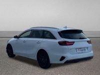Usado Kia Ceed Sportswagon 120 CV (88 kW) 2022 Blanco Familiar