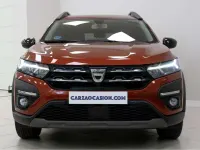 Usado Dacia Jogger Extreme 101 CV (74 kW) 2022 Naranja Monovolumen