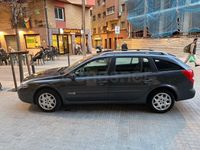 Usado Renault Laguna II Dynamique 135 CV (99 kW) 2006 Gris / plata Familiar