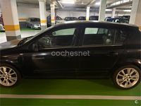 Usado Opel Astra Cosmo 120 HP (88 kW) 2005 Preto Sedan